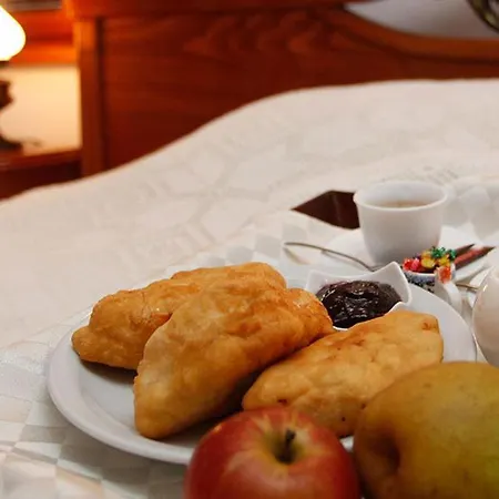 Family And Restaurant Varosha 2003 Hotel 3*
